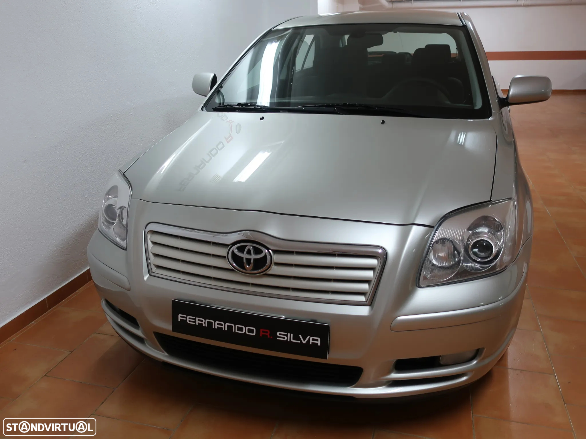 Toyota Avensis SD 2.0 D-4D Sol - 3