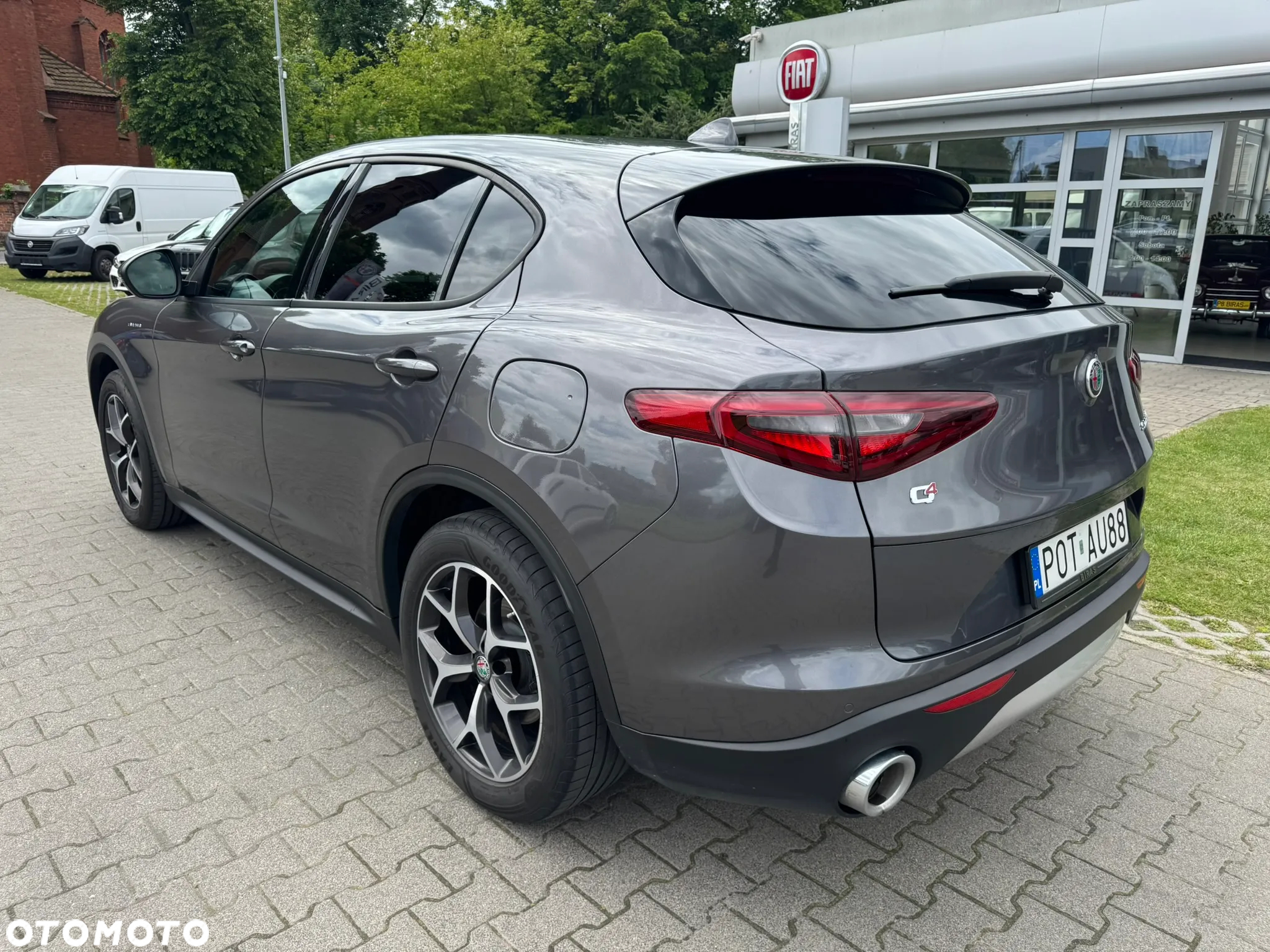 Alfa Romeo Stelvio 2.0 Turbo 16V AT8-Q4 Sprint - 9