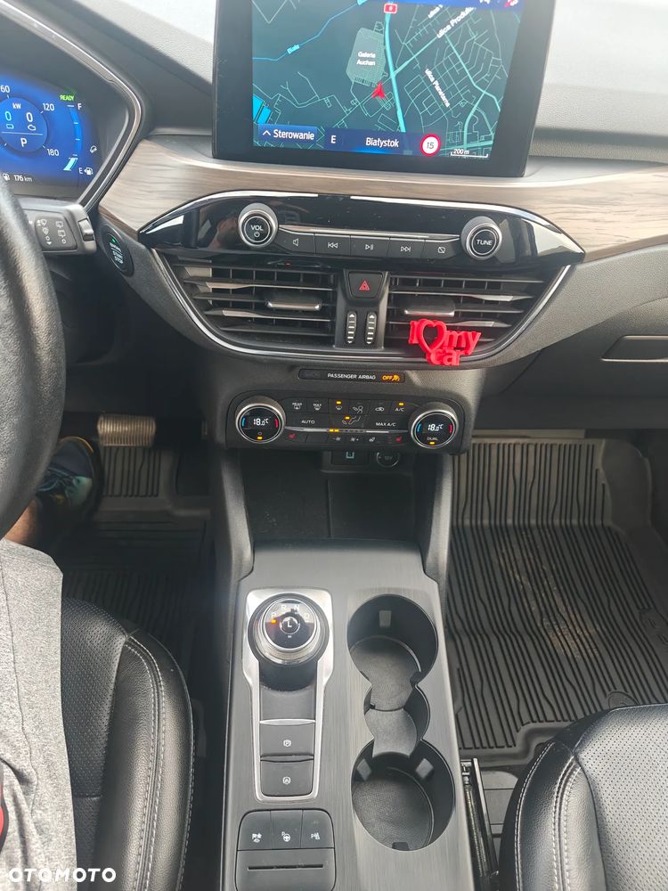Ford Kuga 2.5 FHEV FWD Titanium - 19