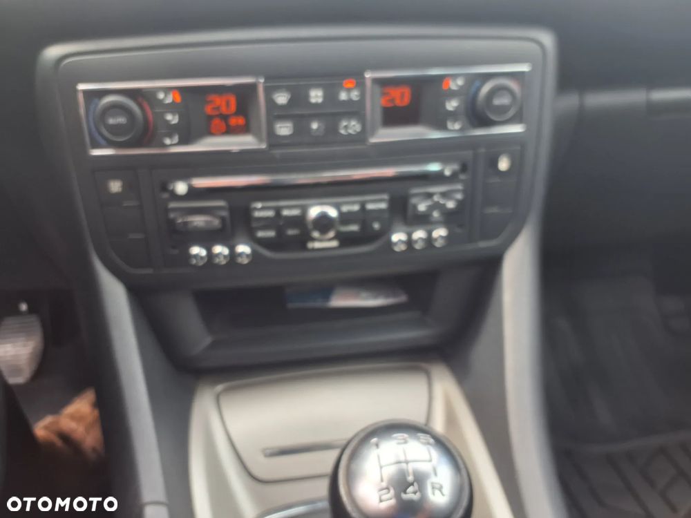 Citroën C5 1.6 HDi Attraction - 16