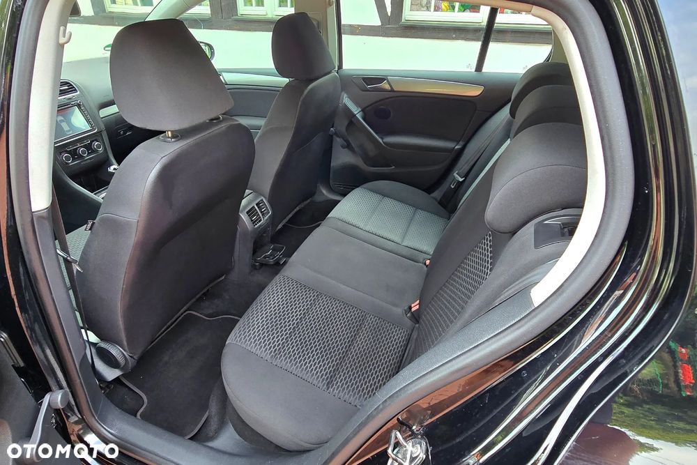 Volkswagen Golf 1.6 Q-Line - 14