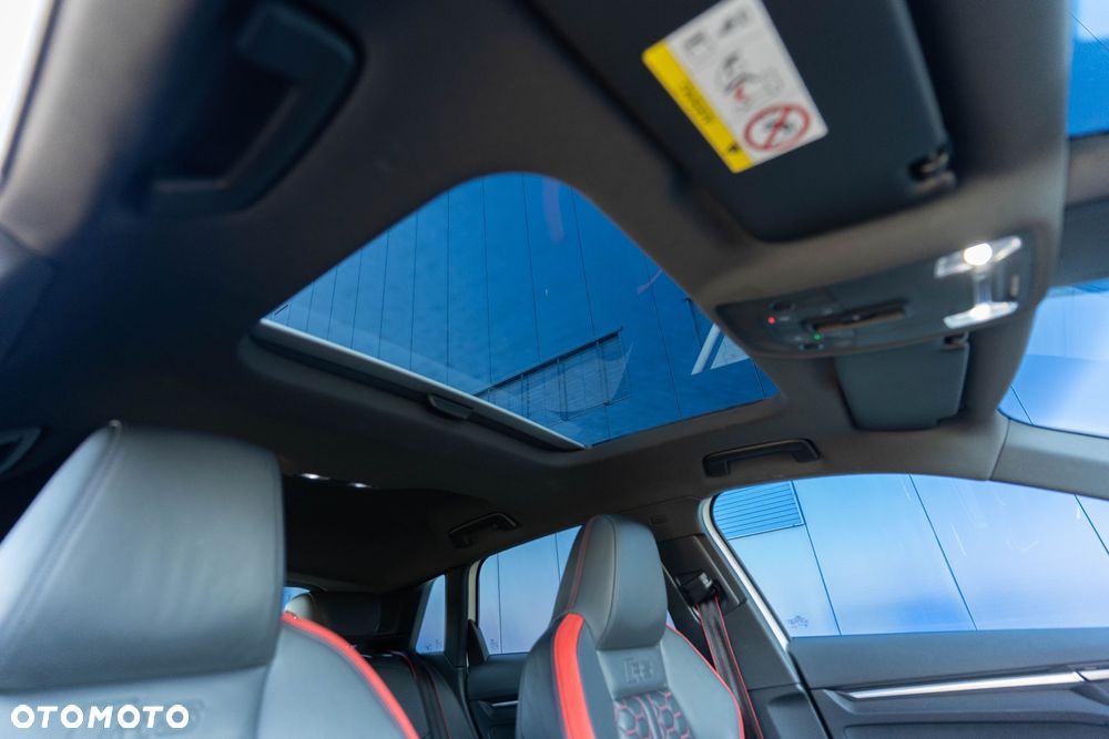Audi RS3 Sportback - 2
