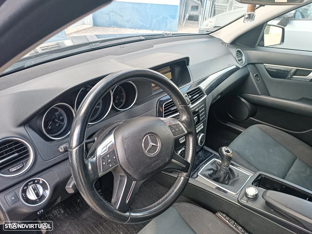 Mercedes-Benz C 220 CDi Classic BE 124g - 9