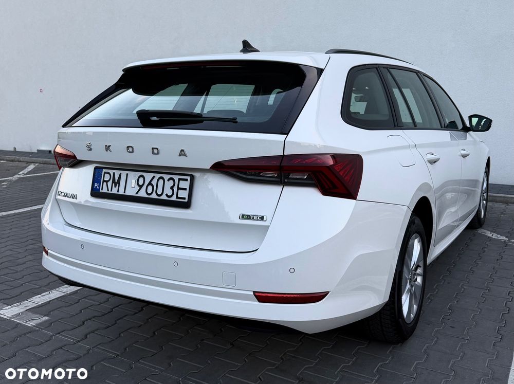 Skoda Octavia - 8