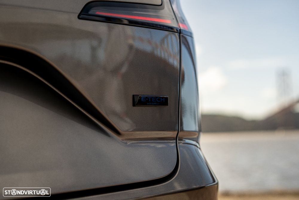 Renault Austral 1.2 E-Tech Techno Espirit - 9