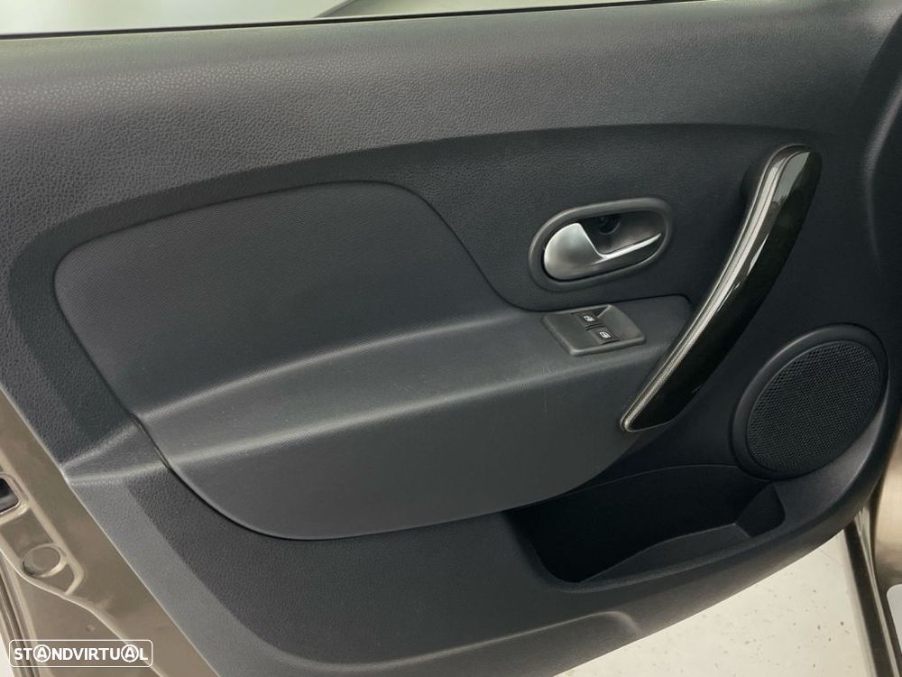 Dacia Sandero 0.9 TCe Confort - 18