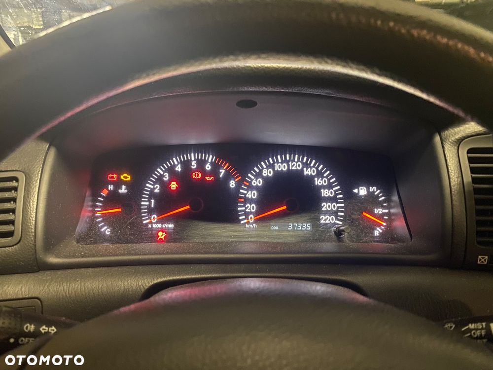 Toyota Corolla - 23