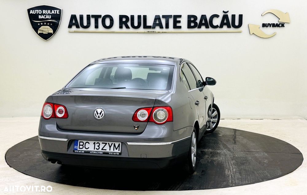 Volkswagen Passat - 6