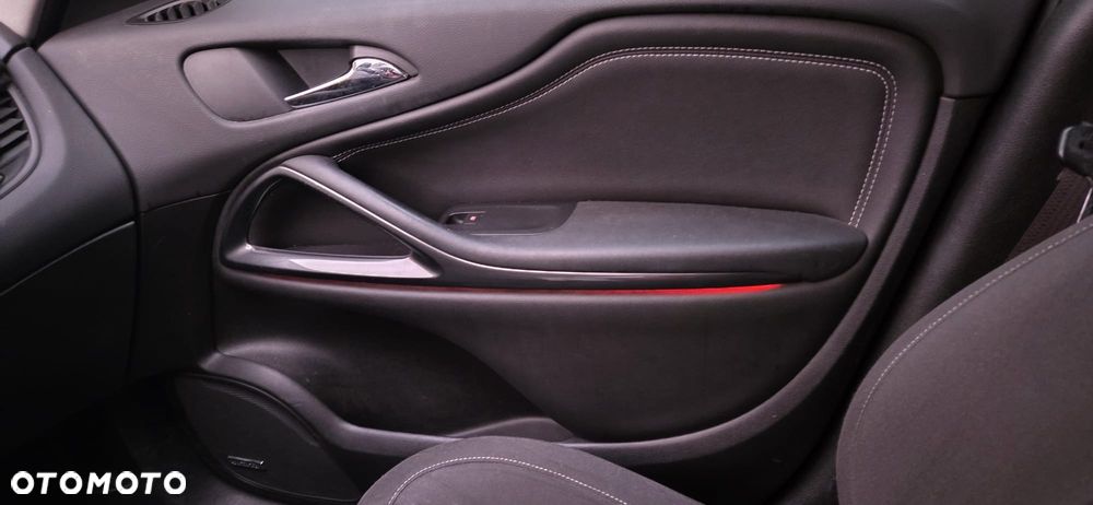 Opel Zafira 2.0 CDTI Cosmo - 27