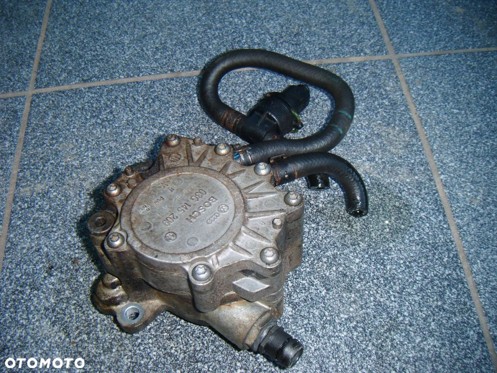 vw jetta III 07r 2.0 tdi pompa vacum 03g145209