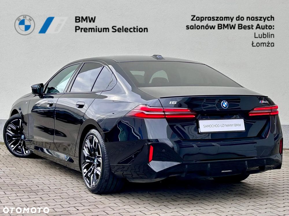 BMW i5 83.9kWh M60 xDrive - 4