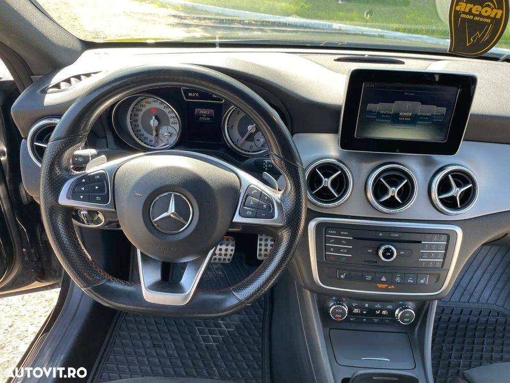 Mercedes-Benz CLA 220 d 7G-DCT Orange Art Edition - 7