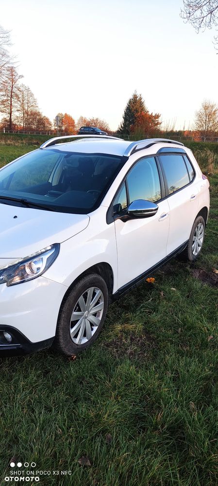 Peugeot 2008 1.2 Pure Tech GPF Style - 2