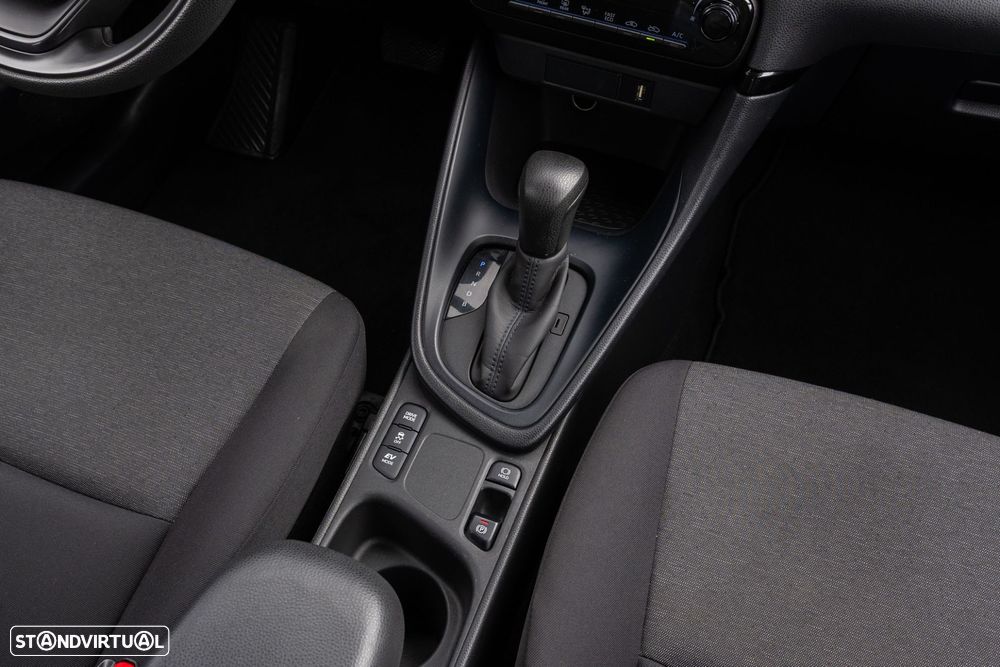 Toyota Yaris 1.5 HDF Comfort - 20