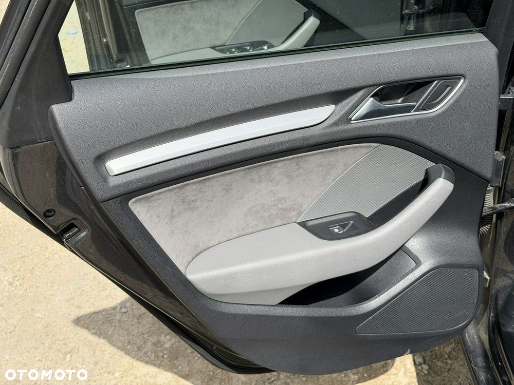 Audi A3 Sportback - 18