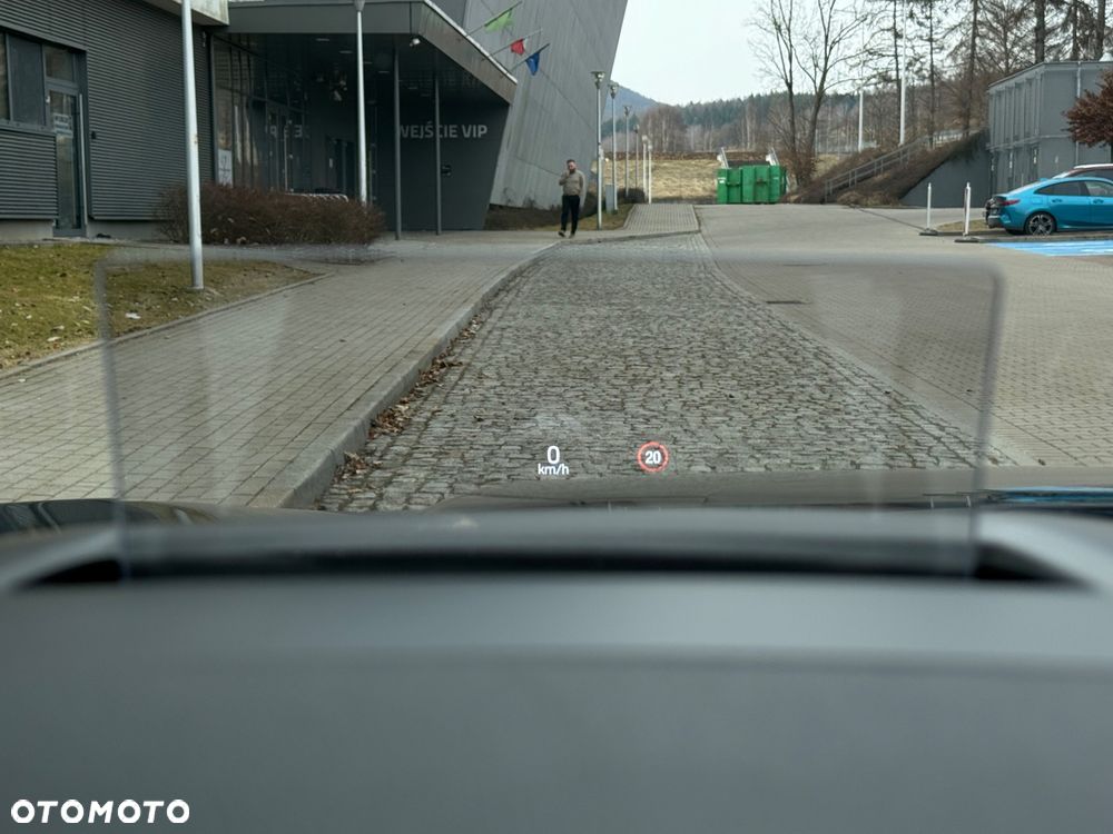 Ford Kuga 2.0 EcoBlue Hybrid TITANIUM X - 30