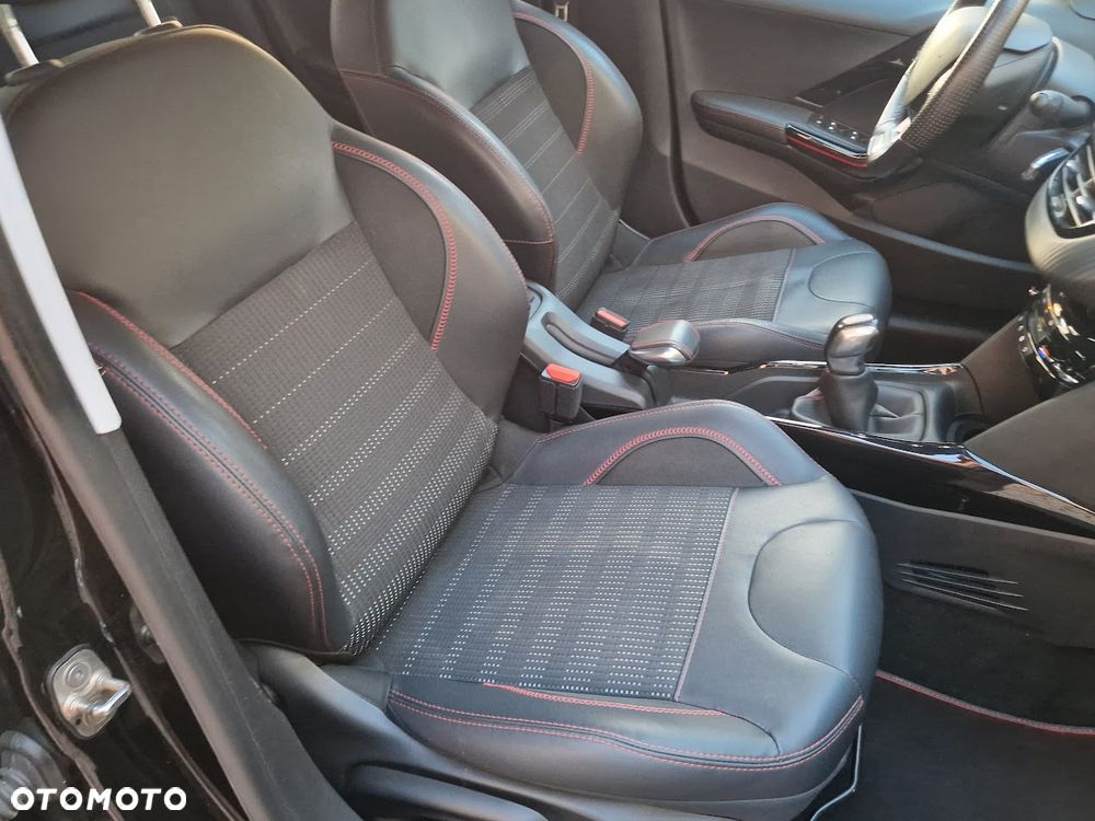 Peugeot 2008 PureTech 110 Stop&Start GT-Line Edition - 17