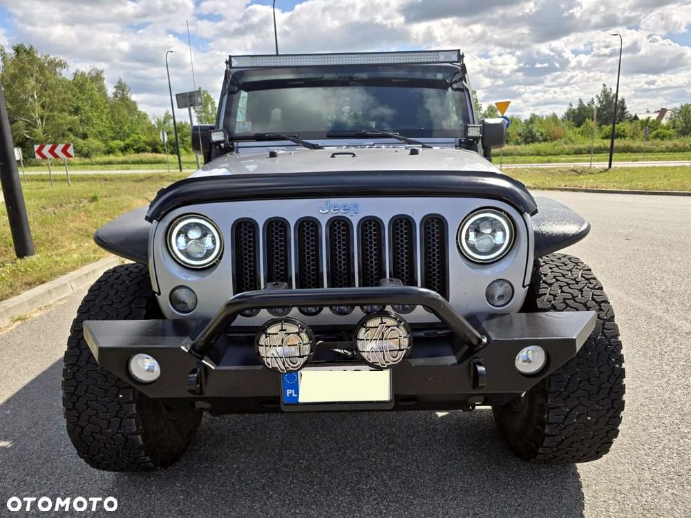 Jeep Wrangler 3.6 Unlim Sahara - 4