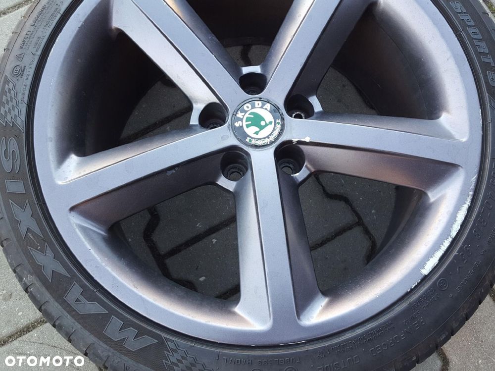 AUDI A4 B8 A5 8T FELGA ALUMINIOWA 18 5X112 - 3