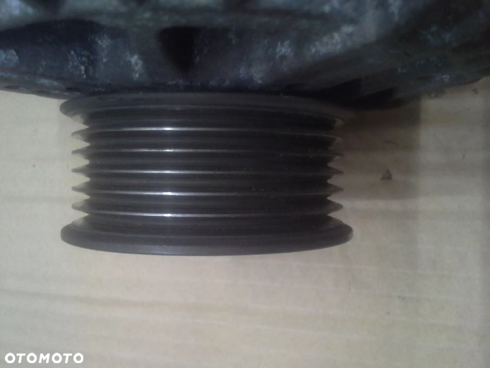 Alternator Hyundai ix35 1.6 benzyna 2609780, 37300-2B600 Valeo - 2
