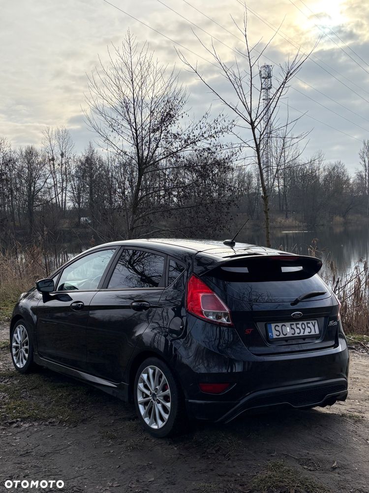 Ford Fiesta ST - 5