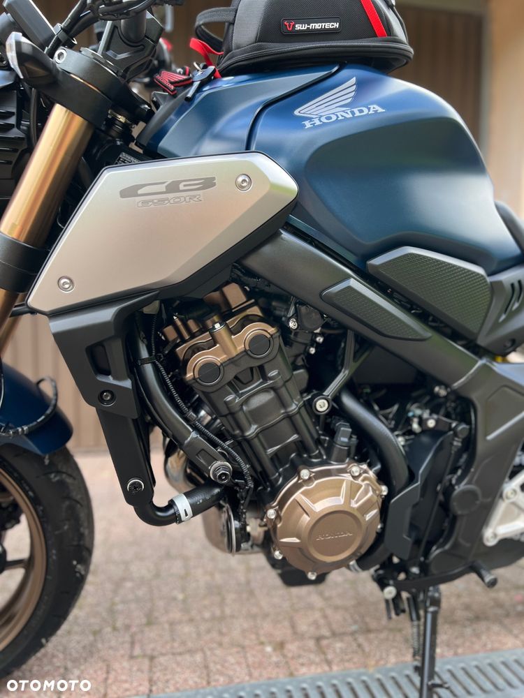 Honda CB - 26
