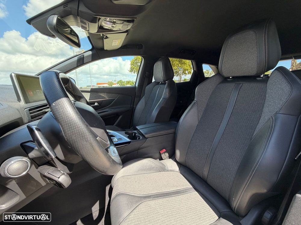 Peugeot 3008 1.5 BlueHDi GT Line EAT8 - 19