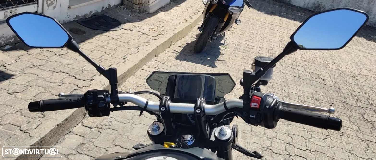 Yamaha MT-09 - 11