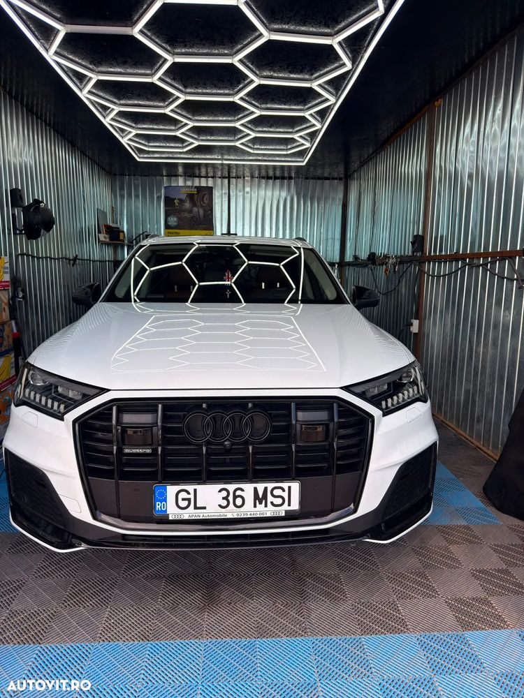 Audi Q7 - 3