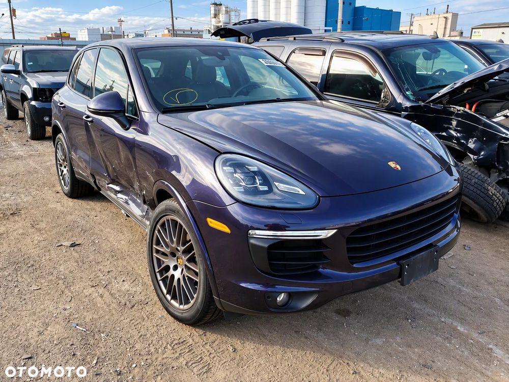 Porsche Cayenne Platinum Edition - 11