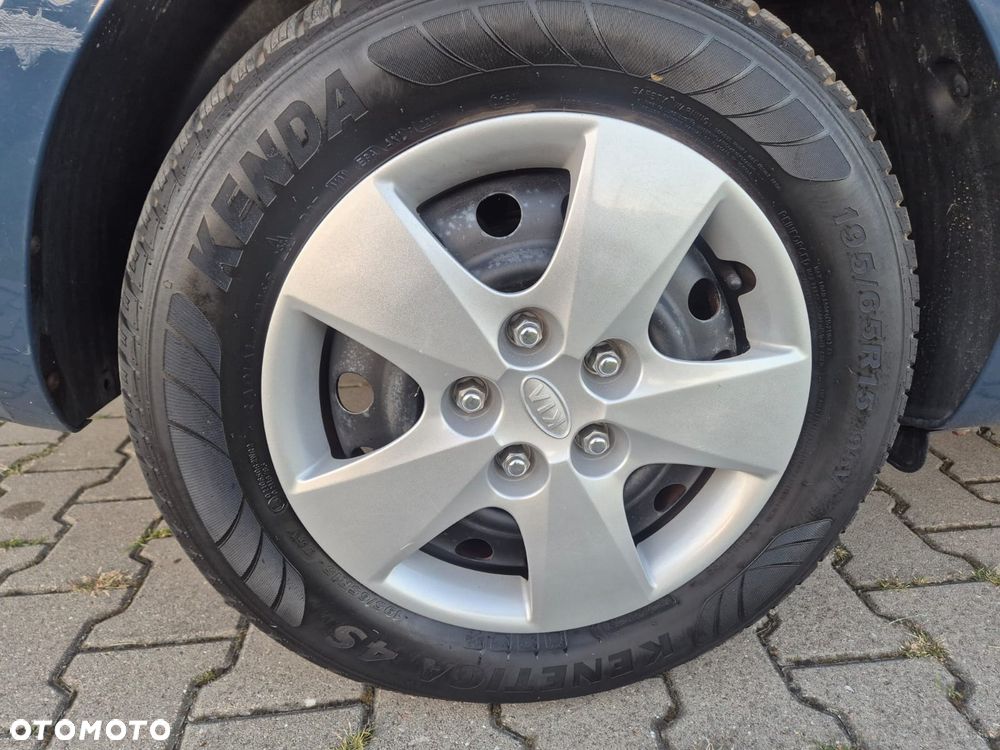 Kia Ceed - 25