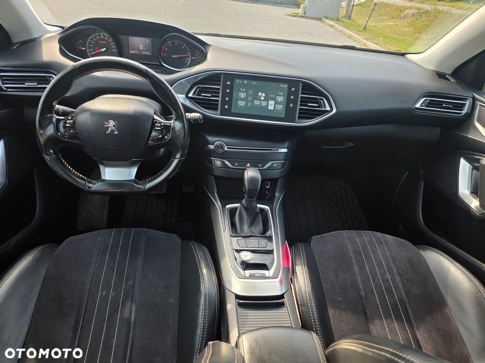 Peugeot 308 - 16