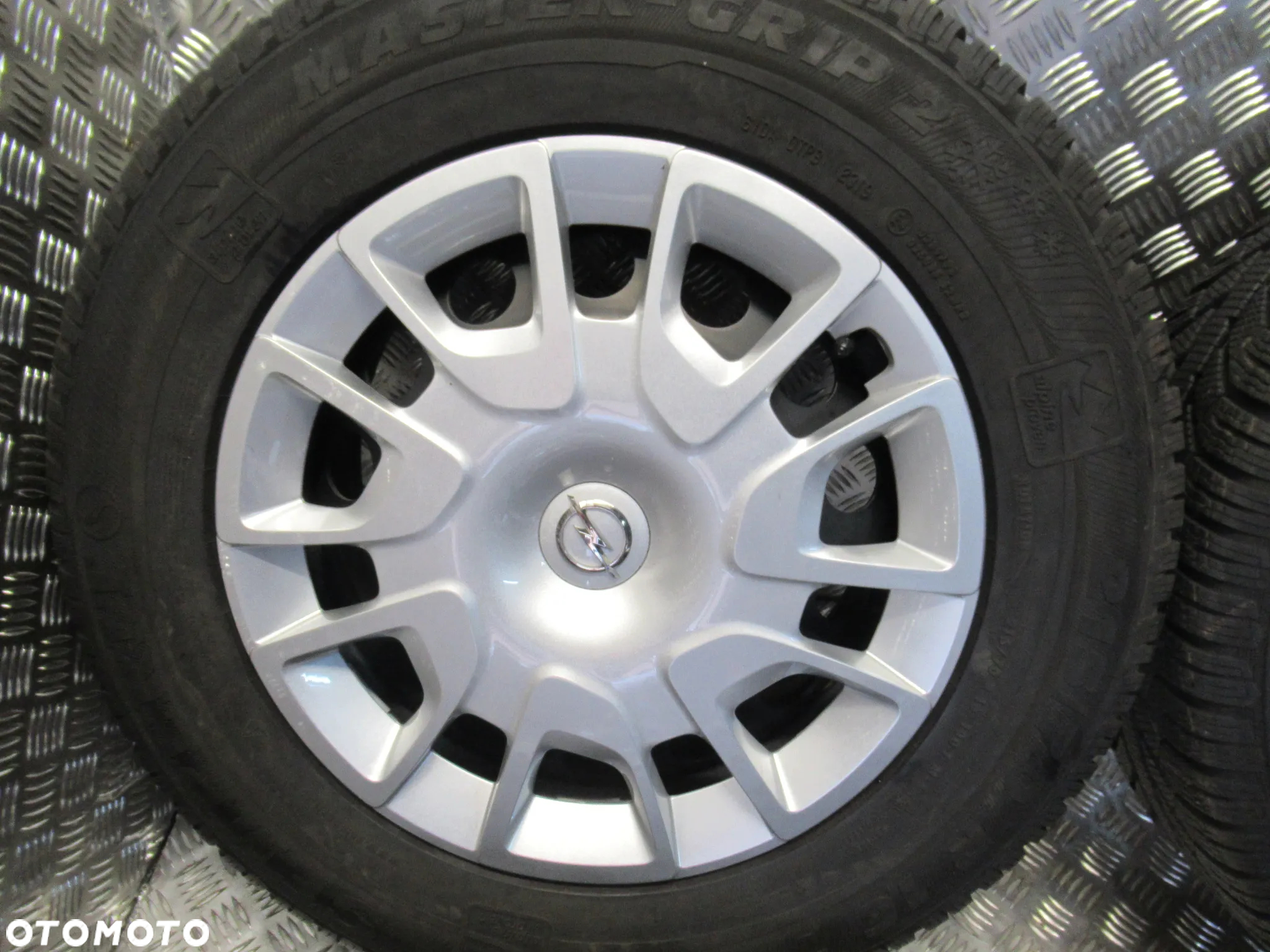 Koła Opel Grandland X 7Jx16 et44 5x108 7,7mm 19rok 7,8mm BDB - 4