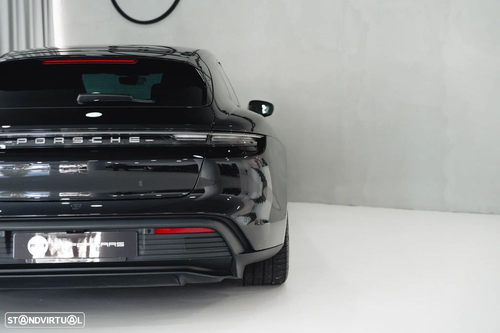 Porsche Taycan Sport Turismo 4S Black Edition - 15
