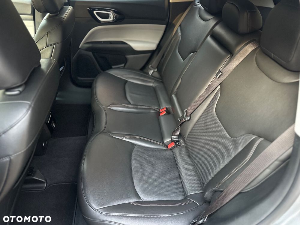 Jeep Compass - 12