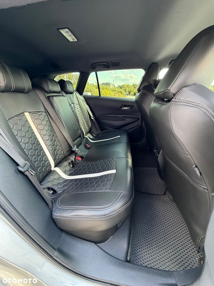 Toyota Corolla - 20