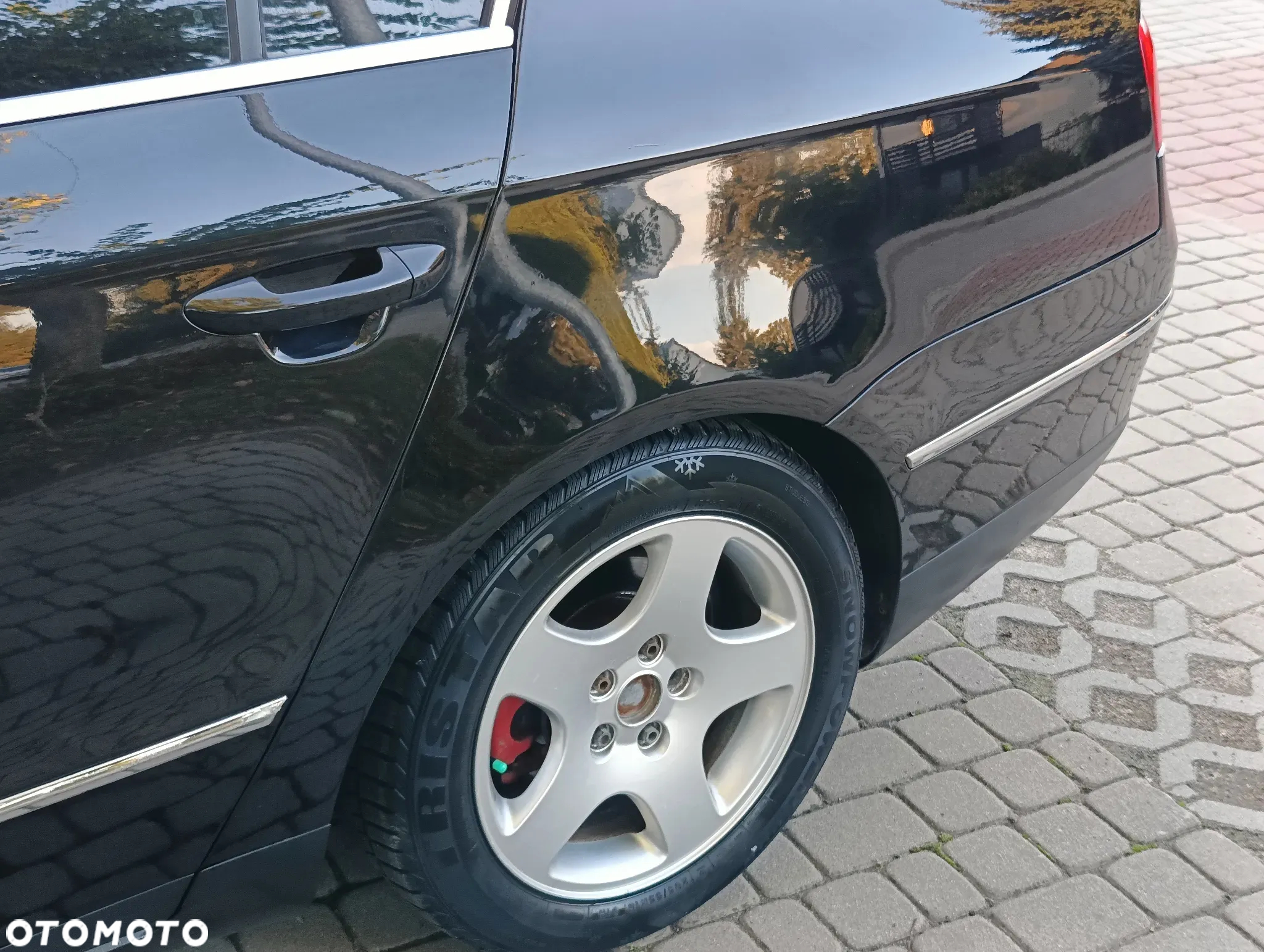 Volkswagen Passat 2.0 TDI DPF Highline - 19