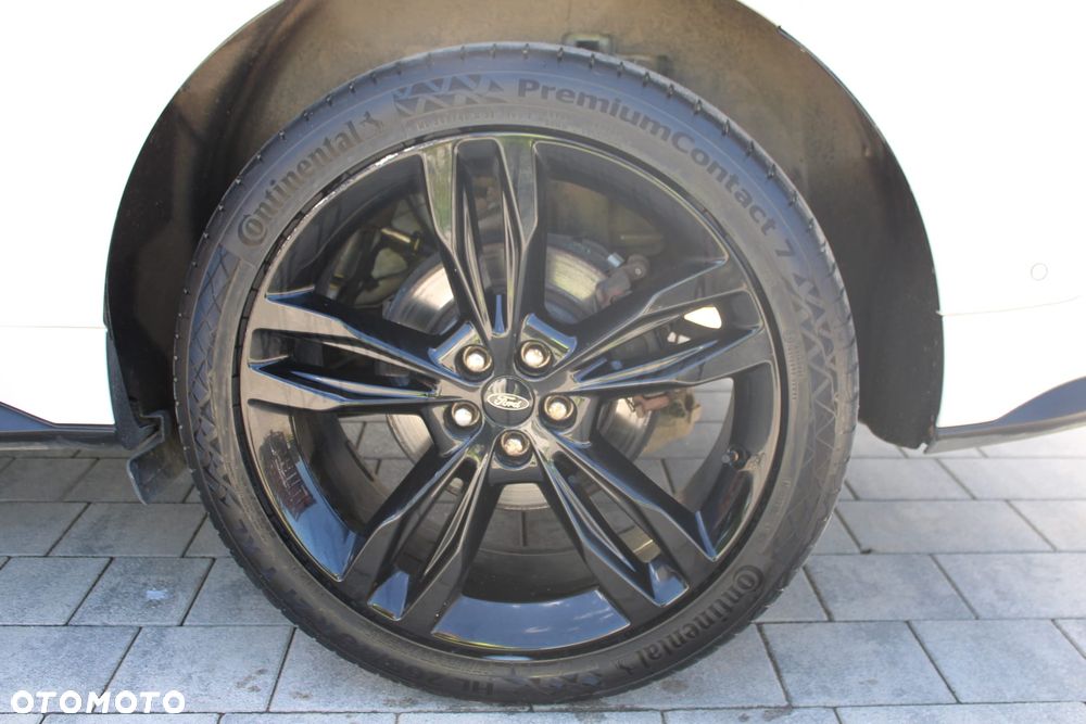 Ford Edge 2.0 EcoBlue Twin-Turbo 4WD ST-Line - 15