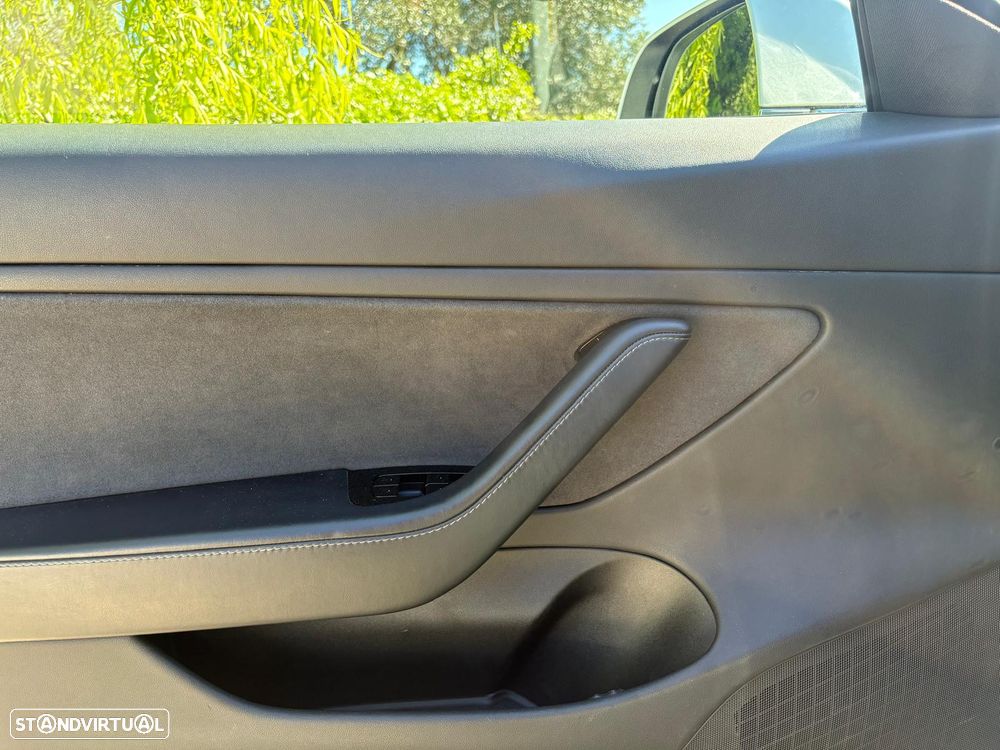 Tesla Model 3 Long Range AWD Dual Motor - 18