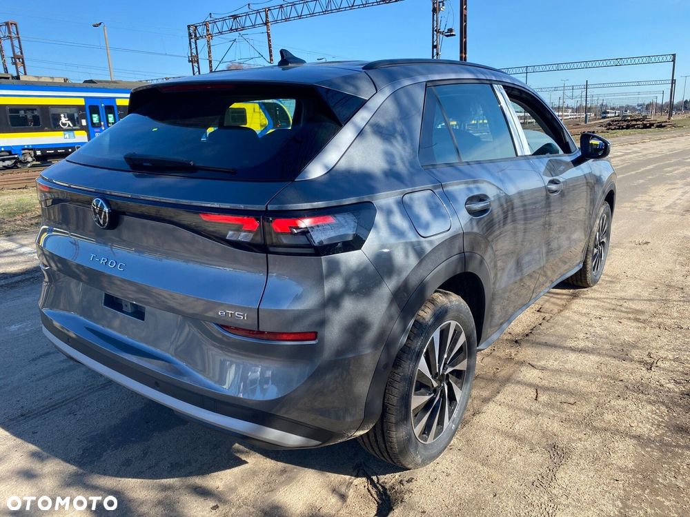 Volkswagen T-Roc 1.5 TSI Life DSG - 6