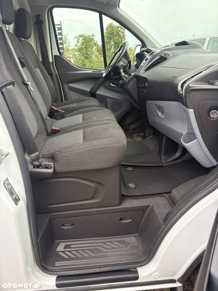 Ford Transit Custom - 9