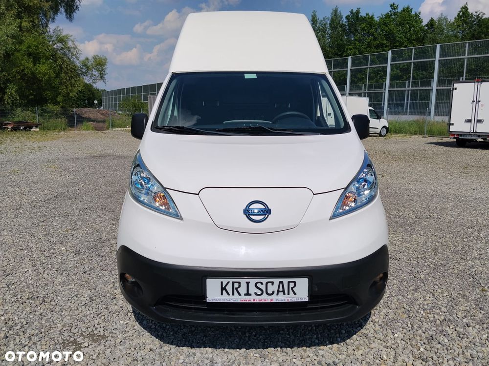 Nissan ENV 200 Maxi - 2