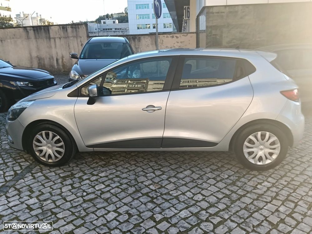 Renault Clio 1.5 dCi Zen - 25