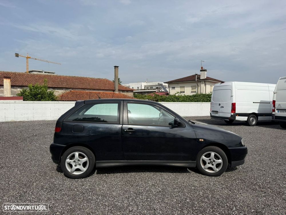 Seat Ibiza 1.9 D GLX - 10