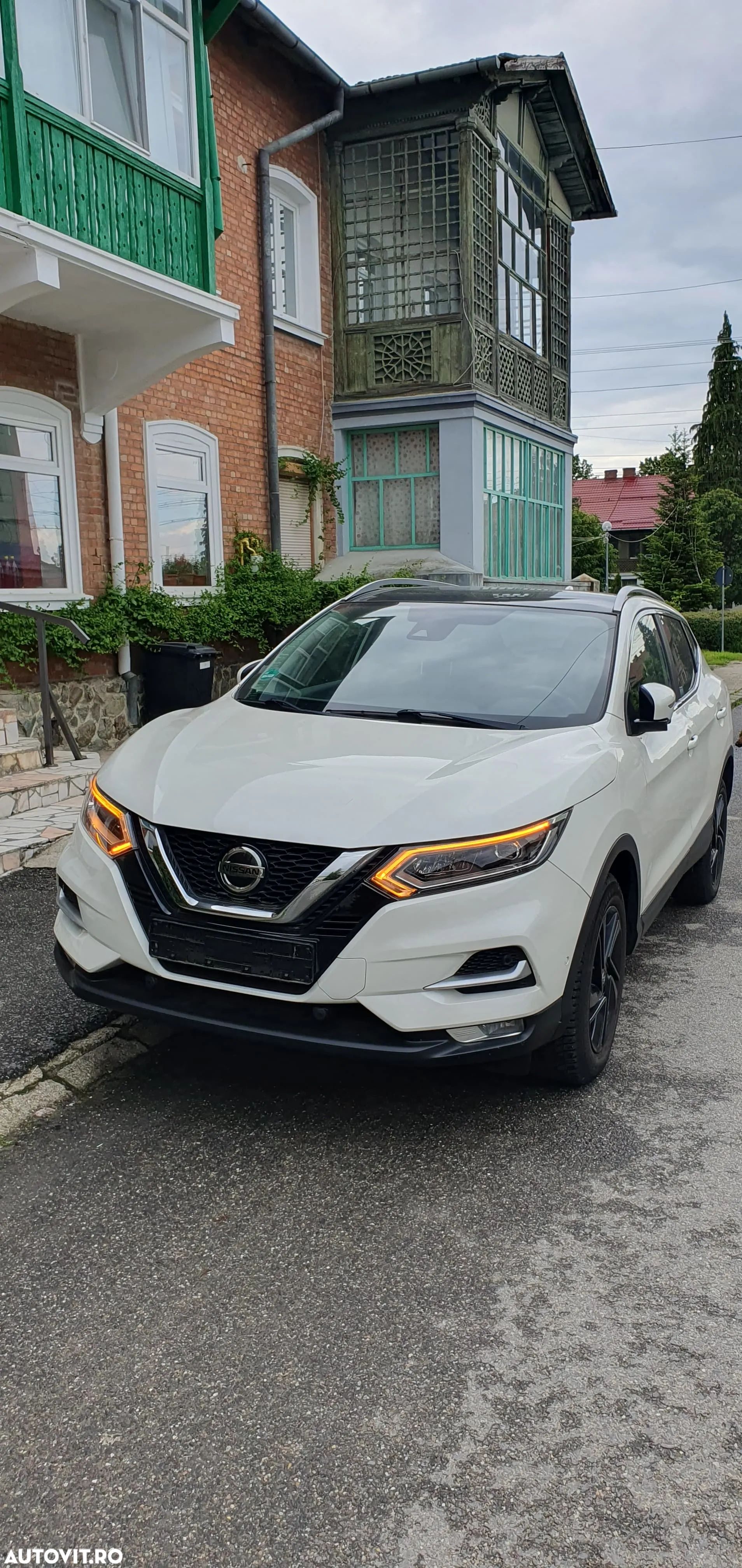 Nissan Qashqai 1.3 DIG-T MHEV N-Design - 1