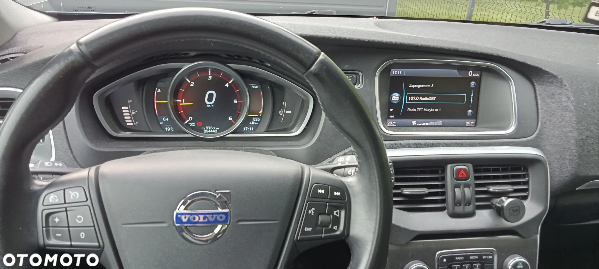Volvo V40 D2 Kinetic - 13
