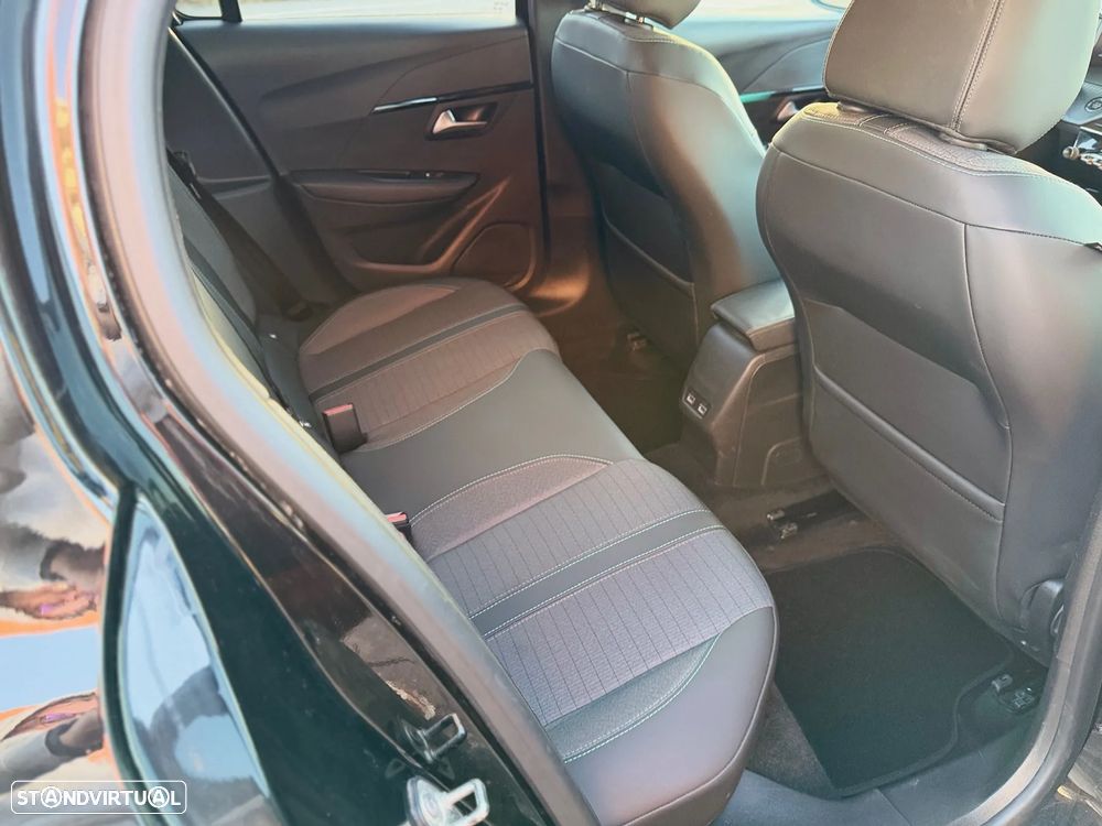 Peugeot 208 1.2 PureTech Allure Pack - 12