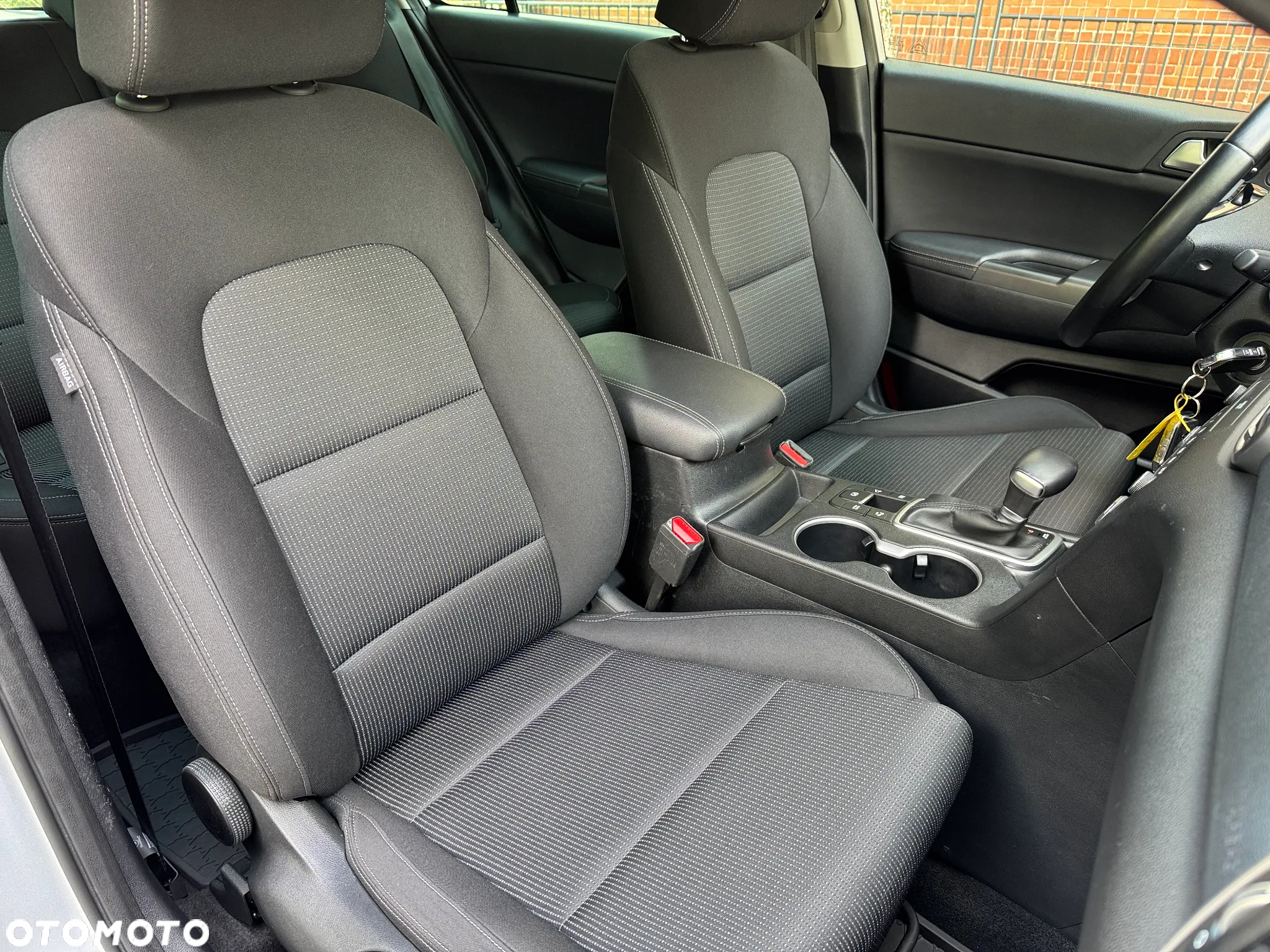 Kia Sportage 1.6 T-GDI 2WD DCT SPIRIT - 10