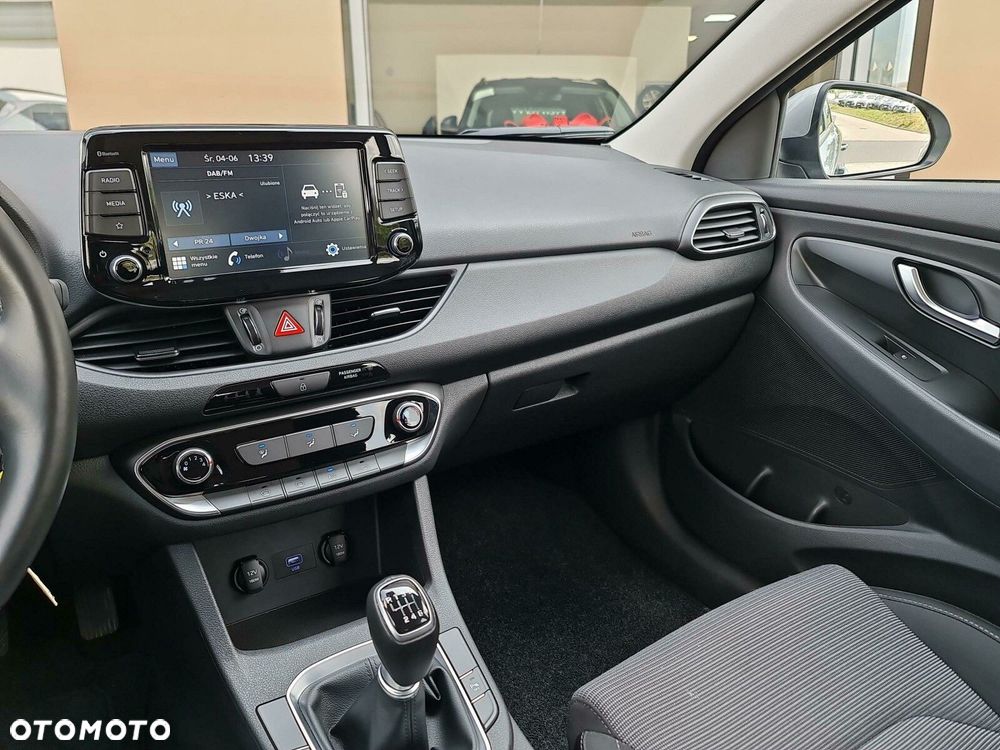 Hyundai i30 1.5 T-GDI 48V Modern - 15