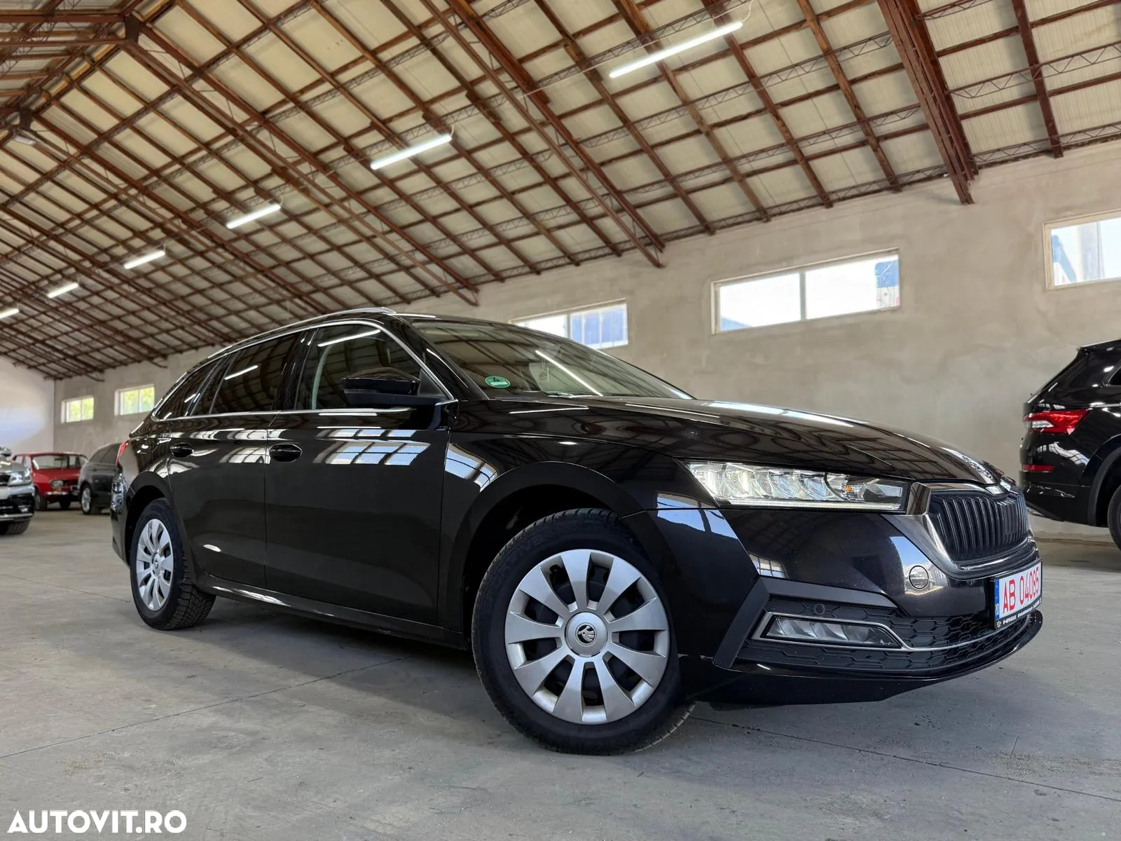 Skoda Octavia 2.0 TDI DSG Style - 2